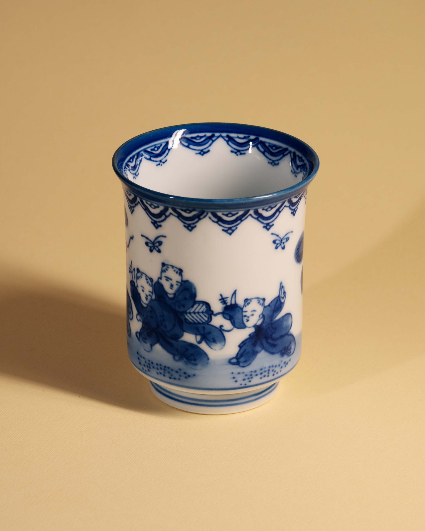 Vintage Porcelain Cup With Karako Motif